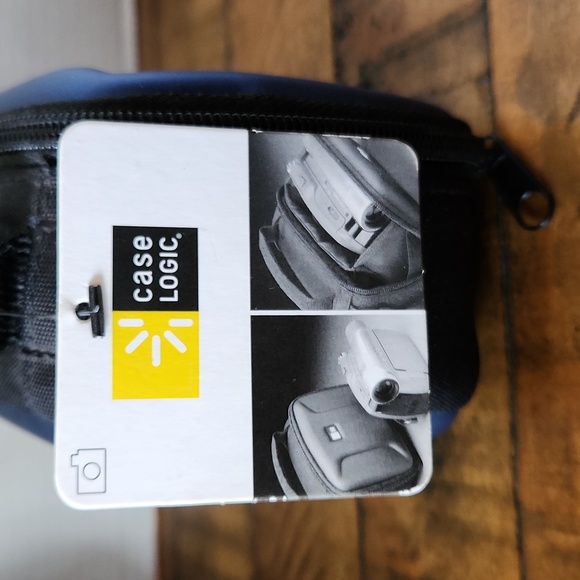 Case Logic Camera Game System Case - Picture 2 of 5